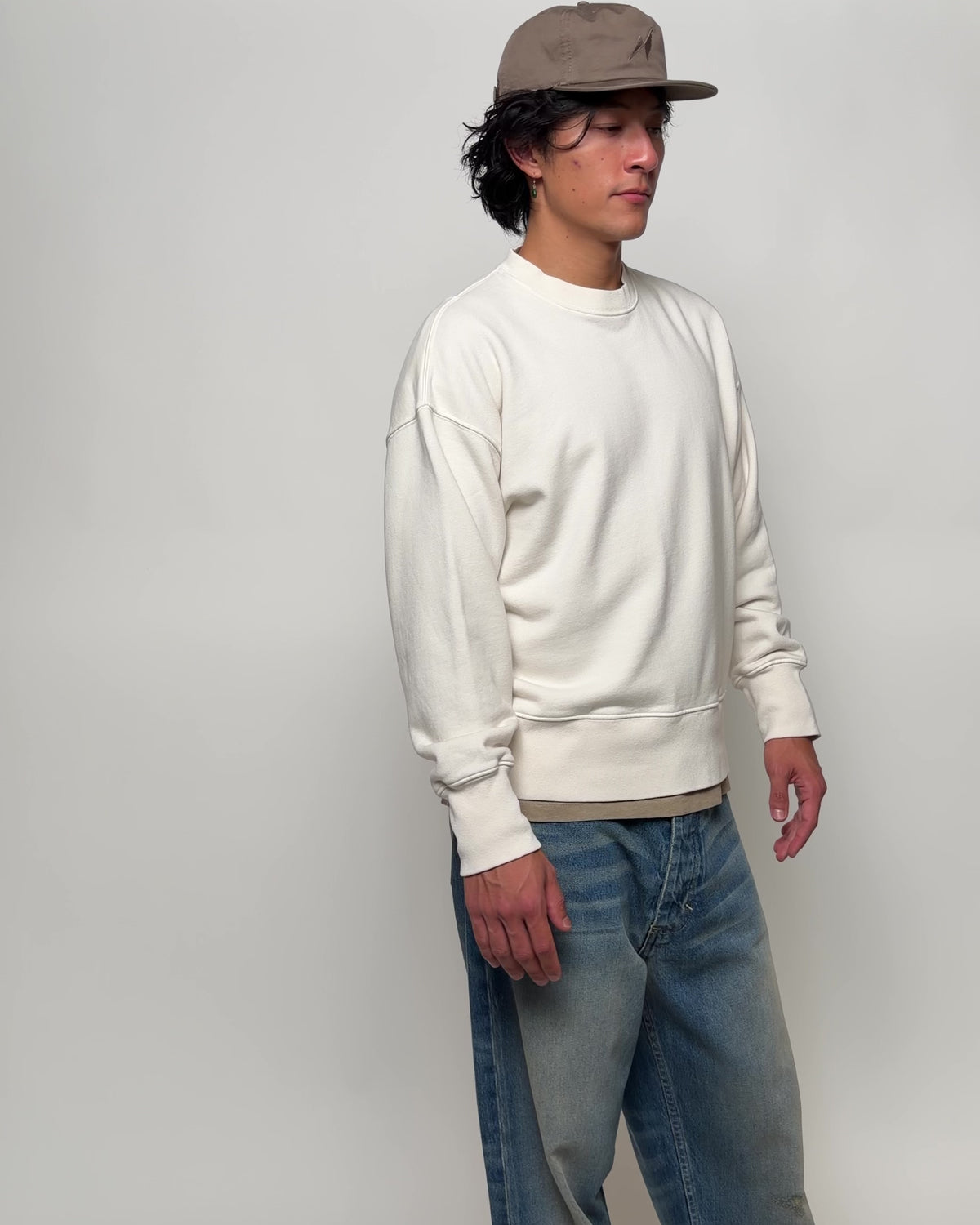 French Terry Dart Sweatshirt (Rinsed Ivory)